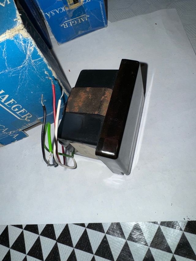 Reloj digital renault clasico