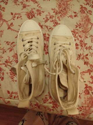 Zapatillas tipo converse 