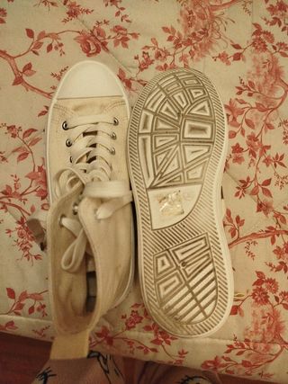 Zapatillas tipo converse 