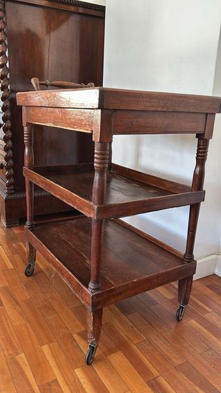 Carrito madera antiguo 