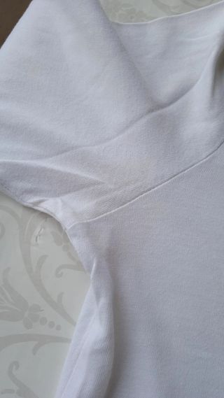 Camiseta manga larga para niñas marca benetton