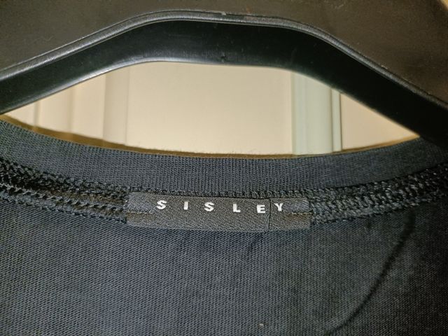 Maglia nera con scritta