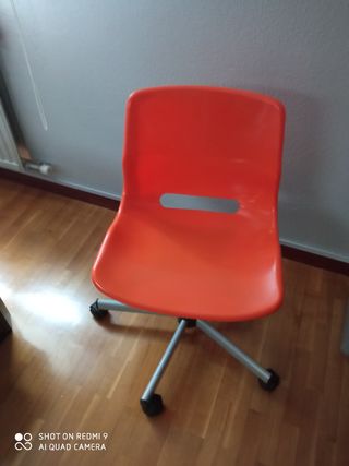 2 sillas regulables colores