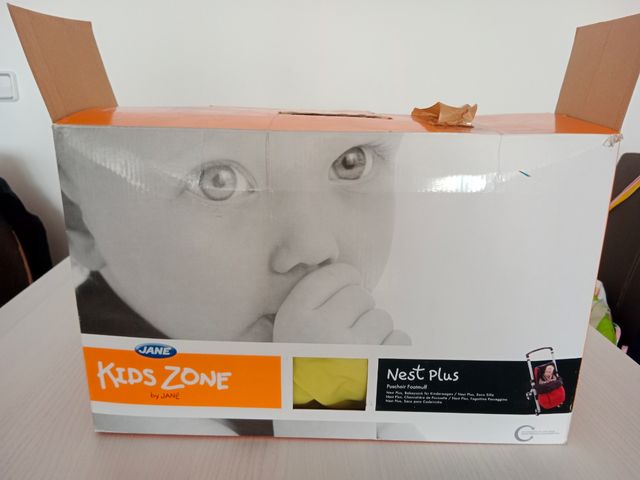 Saco silla de paseo Jane . Tonos verdes y grises