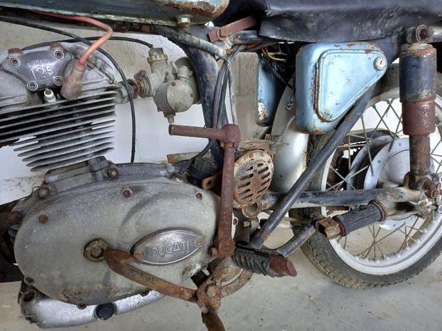 Ducati 125 Sport
