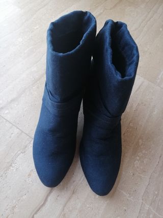 Chollo Botin azul ante