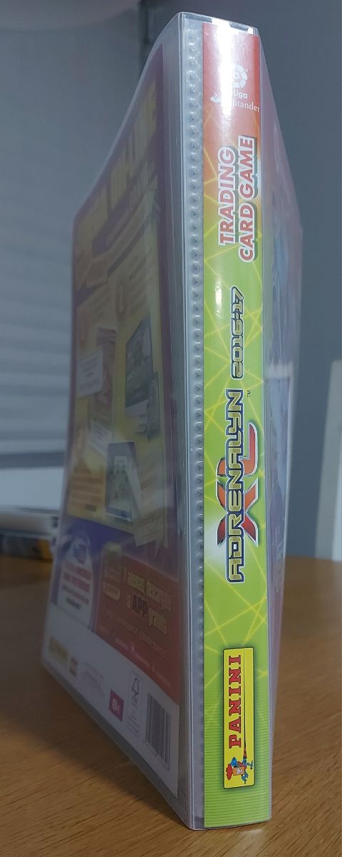 Album AdrenalynXL 2016-17(Carta Aduriz Firmada).