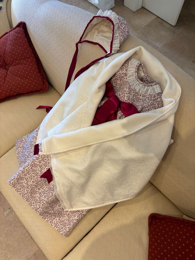 Alquiler traje fallera bebe volca fallera