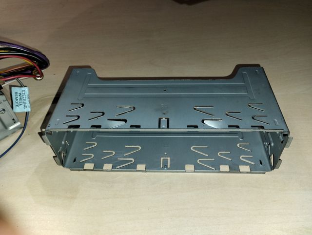 RADIO CD, USB, AUX JVC