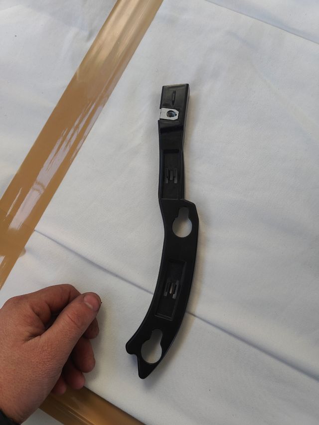 Soporte aleta Citroen C3 Aircross