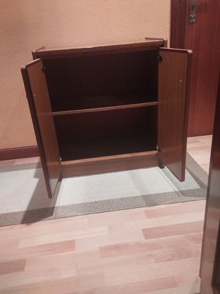 Cómoda armario madera para pasillo o habitación .
