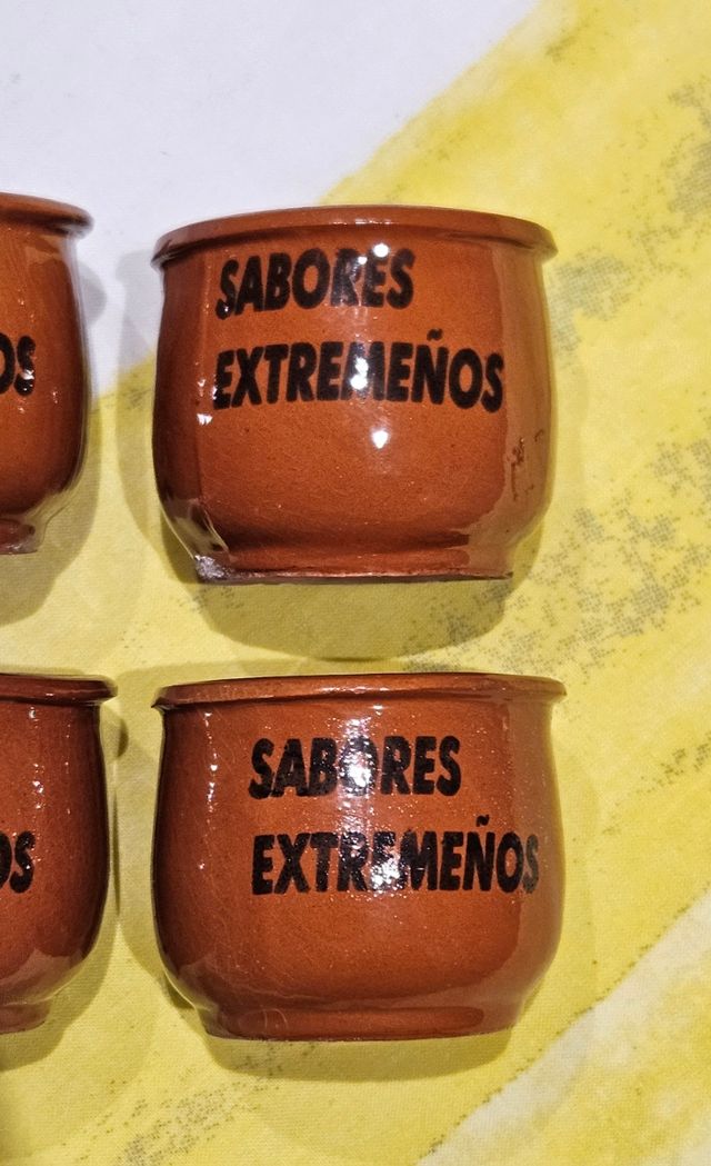 4 vasos chupitos de barro