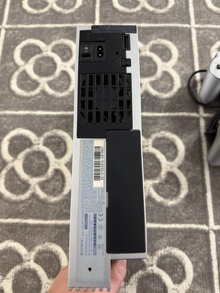 Playstation 2 plateada