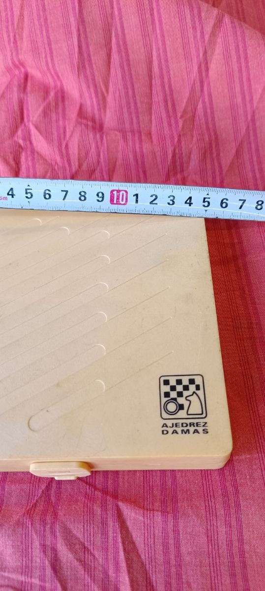 Jogo de Xadrez Magnético e Xadrez 