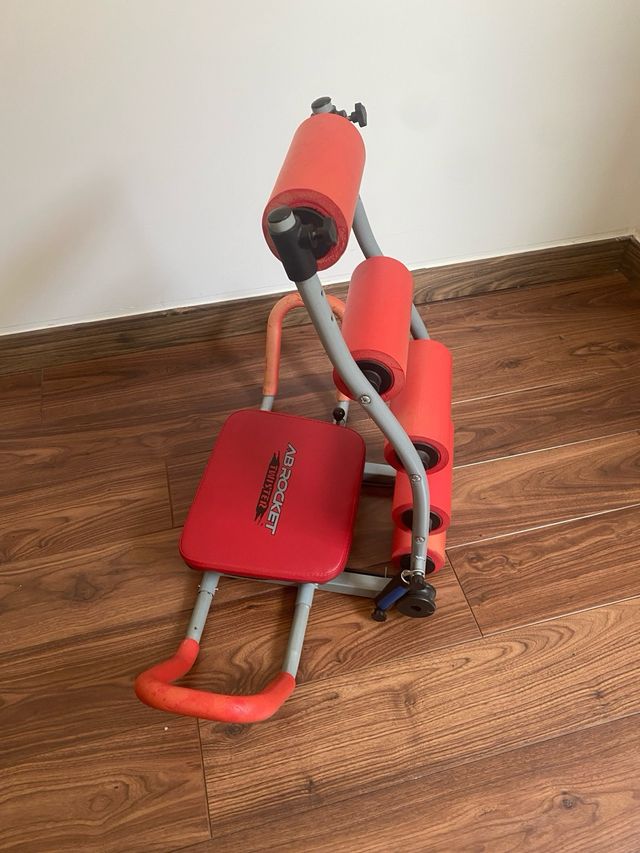 Banco de abdominales Ab Rocket