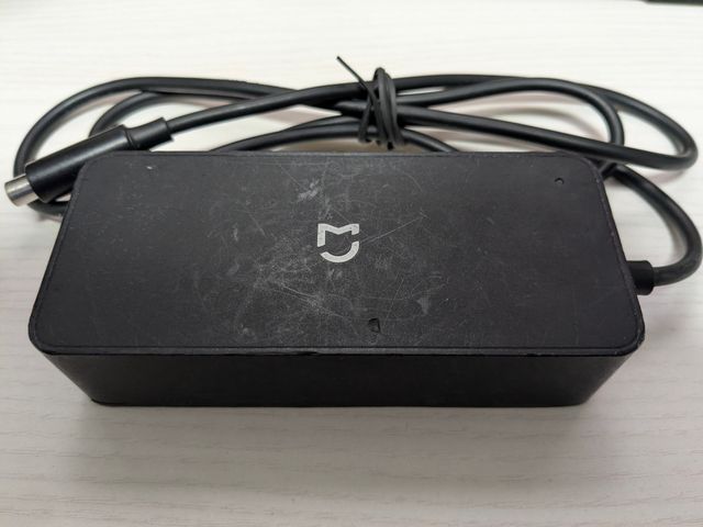 Cargador m365 original (no carga)