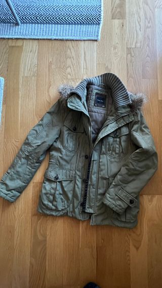 Parka verde caqui “Zara man”