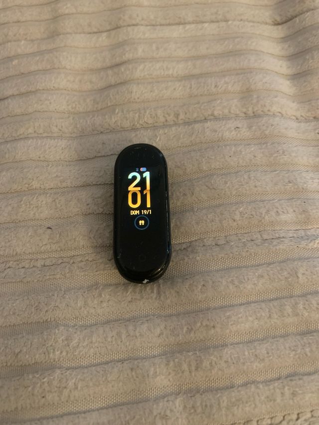 Reloj mi band 4