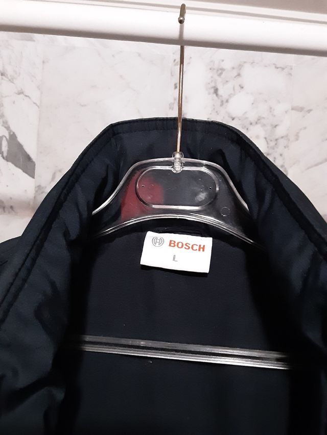 BOSCH 3/4 con capucha