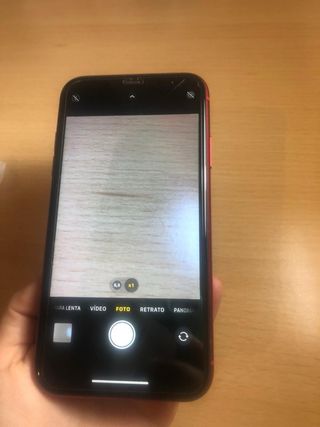 IPHONE 11 ROJO