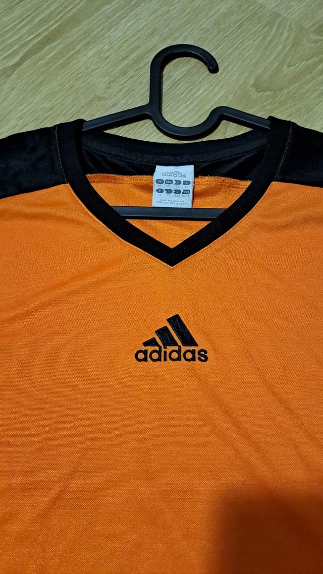 Camiseta adidas