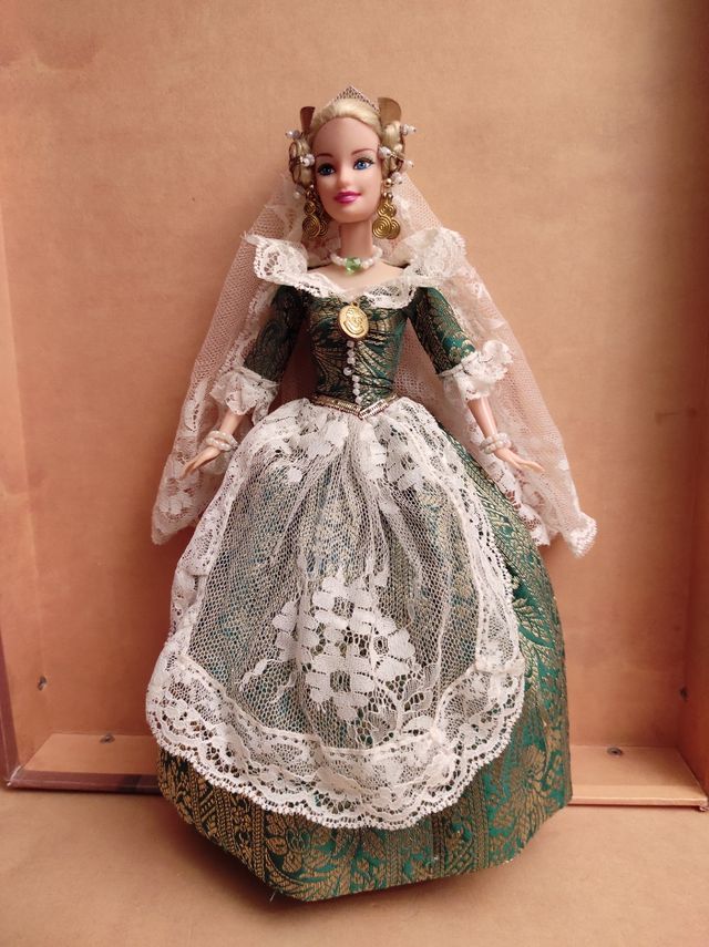 Muñeca valenciana