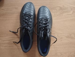 Botas de fútbol