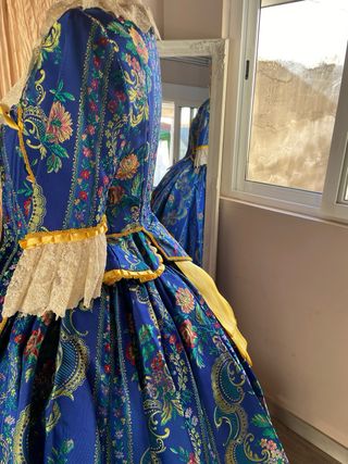 Traje de fallera 