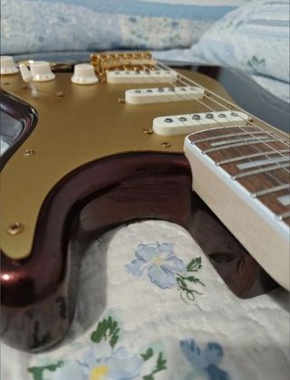 Fender Squier Stratocaster 40th