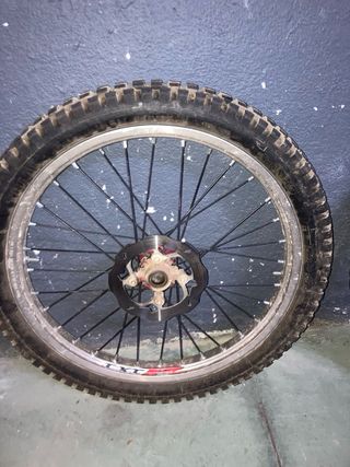 Llanta delantera gasgas txt 2010