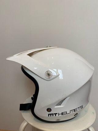 Casco trial MT HELMETS