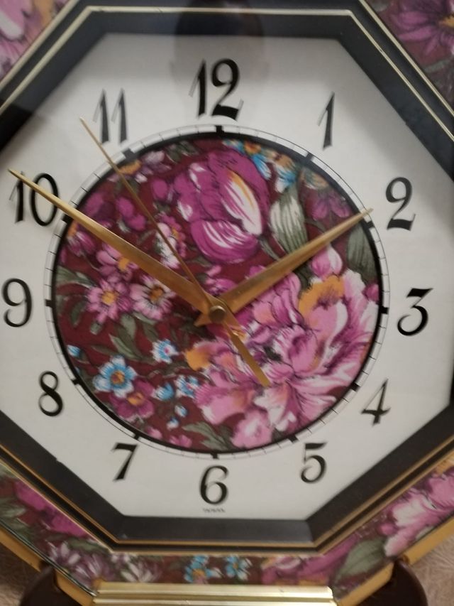 RELOJ DECORATIVO