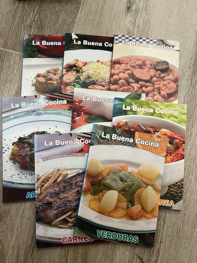 8 recetarios. 0,50 precio unidad. el lote, 3€