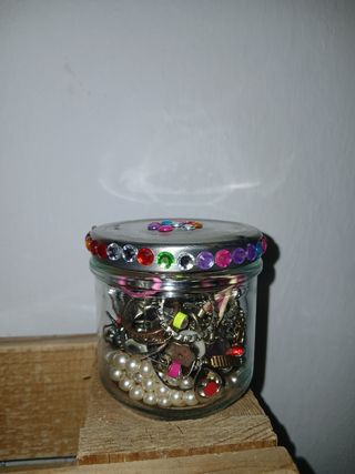 Tarro de joyas misteriosas