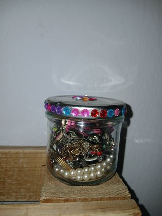 Tarro de joyas misteriosas