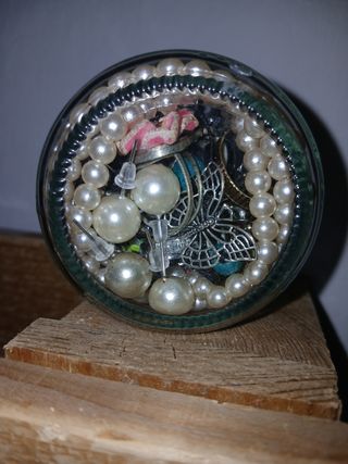 Tarro de joyas misteriosas