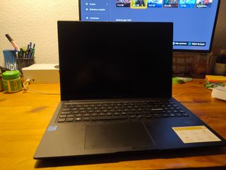 Asus Vivobook 16 i7