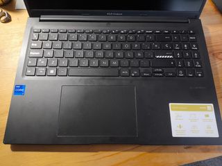 Asus Vivobook 16 i7
