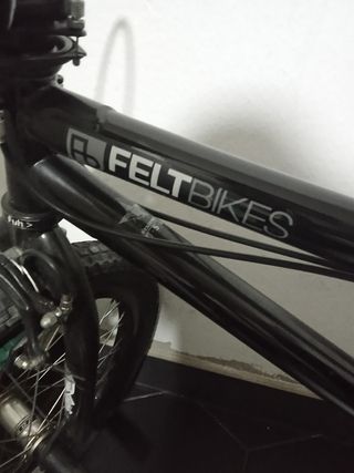 Bicicleta BMX FELTBIKES