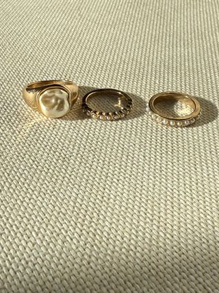 Pack Anillos Dorados Perlas