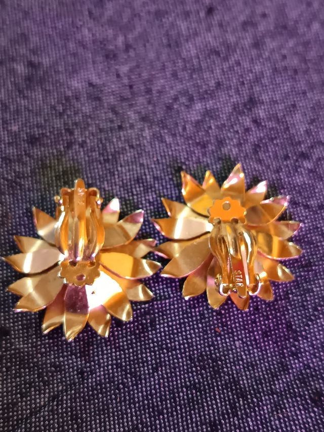 Conjunto de Brincos Flor + 2 colares - Ref.: B-52