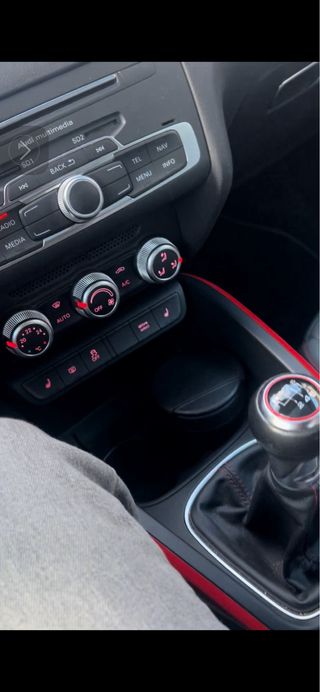 Audi S1 