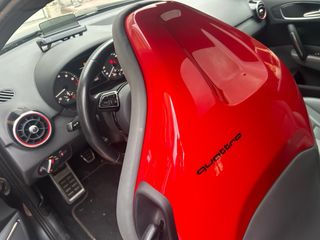 Audi S1 