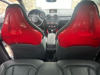 Audi S1 