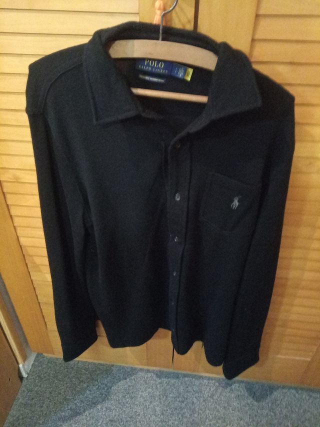 Polo de hombre en finísimo punto.