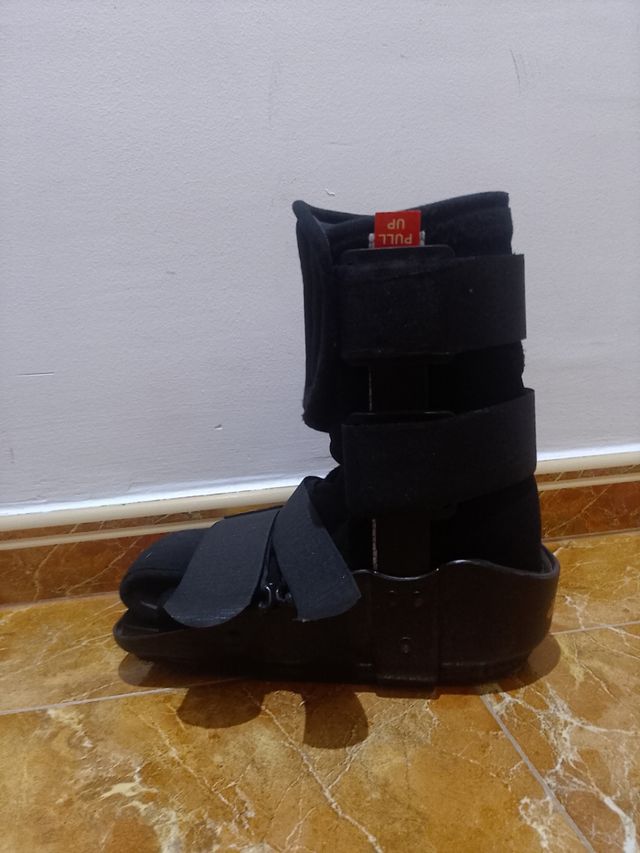 Bota corta Walker talla 2