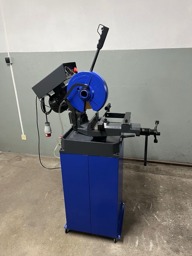 Serra Circular p/ metais CS250  Nova