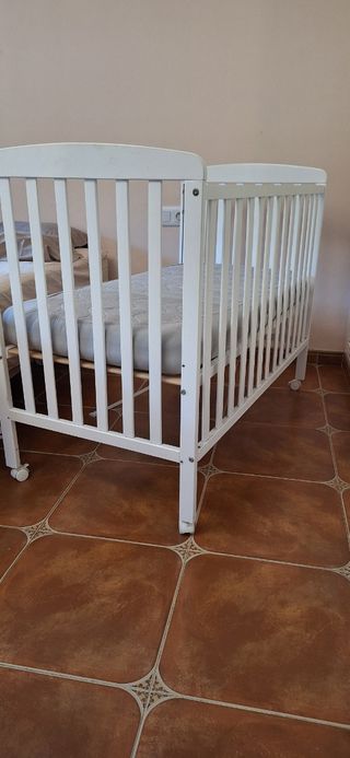 Cuna Asalvo 120x70 y Colchón Ecus 