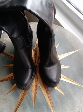Botas altas con tacón grueso