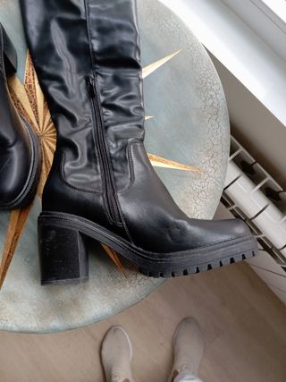 Botas altas con tacón grueso